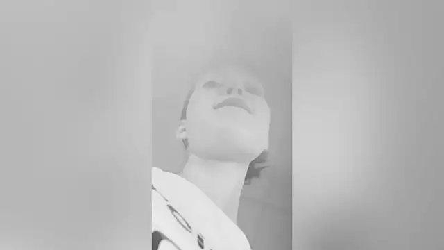 LolaLemona online show from September 2025 12:27:02 PM