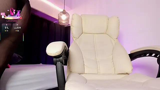 AllisonRoberts  online show from October 2025 07:56:01 PM