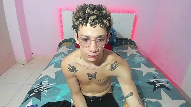 mateodeamjo online show from October 2025 10:00:02 PM