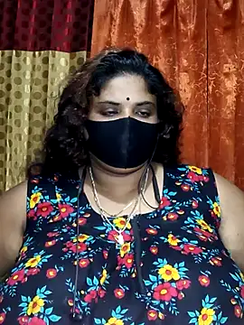 Snapshot of Dusto_Meye chatting on October 2025 03:31:01 PM Dusto Meye online show from October 2025 03:31:01 PM