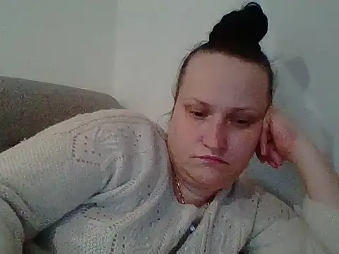  squirty cum lady  online show from February 2025 07:02:01 PM