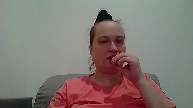 Snapshot of _squirty_cum_lady_ chatting on October 2025 05:06:01 AM squirty cum lady online show from October 2025 05:06:01 AM