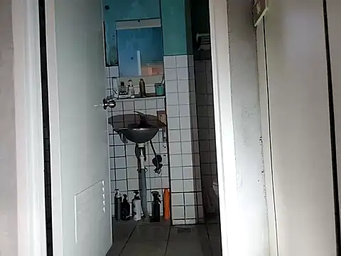 Snapshot of KennyLOVERboy chatting on March 2025 04:25:01 AM KennyLOVERboy online show from March 2025 04:25:01 AM