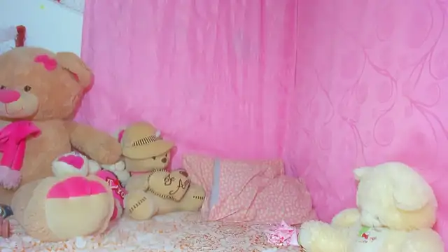 Snapshot of Dana_Jeins chatting on October 2025 11:33:01 AM Dana Jeins online show from October 2025 11:33:01 AM