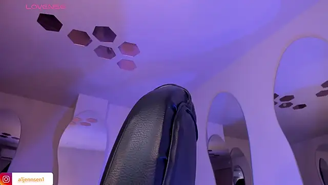 AllyJensen online show from February 2025 04:33:01 PM