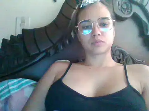 trianabell online show from December 2024 03:31:02 PM