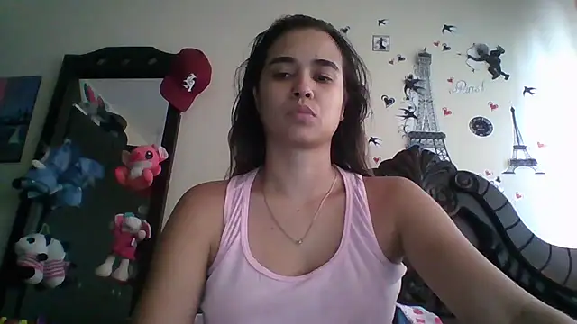 trianabell online show from November 2025 04:50:01 PM