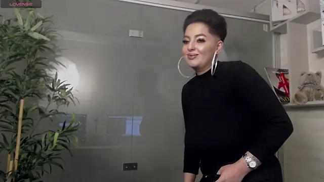 Snapshot of BustyAllyy chatting on January 2025 01:16:01 AM BustyAllyy online show from January 2025 01:16:01 AM