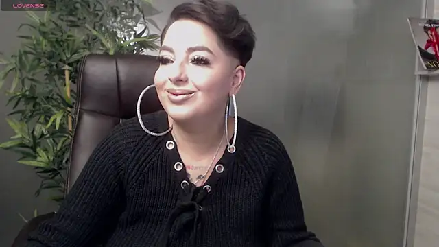 Snapshot of BustyAllyy chatting on February 2025 10:02:02 PM BustyAllyy online show from February 2025 10:02:02 PM