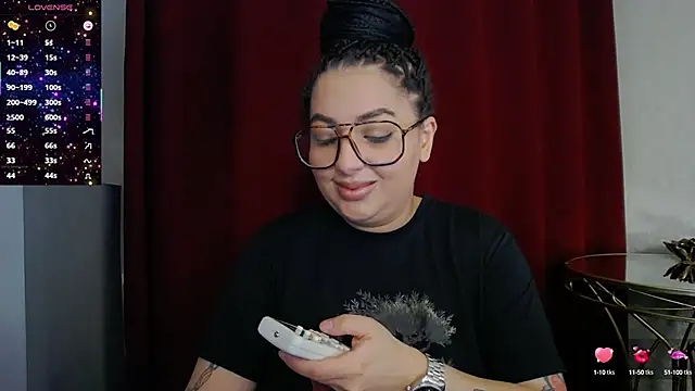 Snapshot of BustyAllyy chatting on October 2025 06:08:02 PM BustyAllyy online show from October 2025 06:08:02 PM