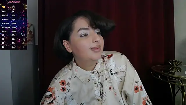 Snapshot of BustyAllyy chatting on November 2025 06:32:01 PM BustyAllyy online show from November 2025 06:32:01 PM