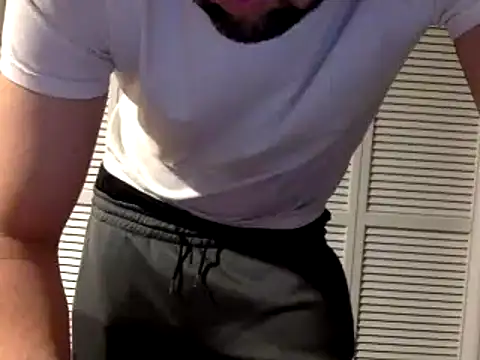 Snapshot of Kink_Master_Daddy chatting on February 2025 01:52:02 AM Kink Master Daddy online show from February 2025 01:52:02 AM