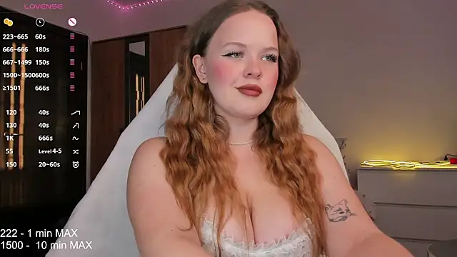 Snapshot of HANNA_MONTANAS chatting on October 2025 02:46:02 PM HANNA MONTANAS online show from October 2025 02:46:02 PM