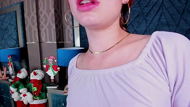 Snapshot of AdelaineBest chatting on December 2024 04:09:01 AM AdelaineBest online show from December 2024 04:09:01 AM