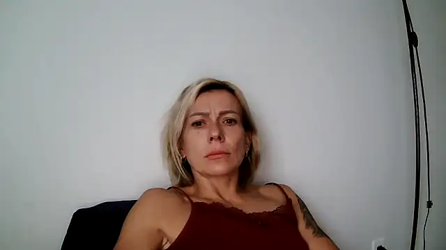 anechka1 online show from October 2025 12:16:02 PM