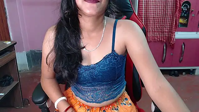 Angel Alison  online show from February 2025 09:43:01 PM