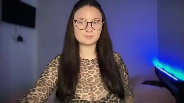 LocaAlis online show from October 2025 10:49:02 AM