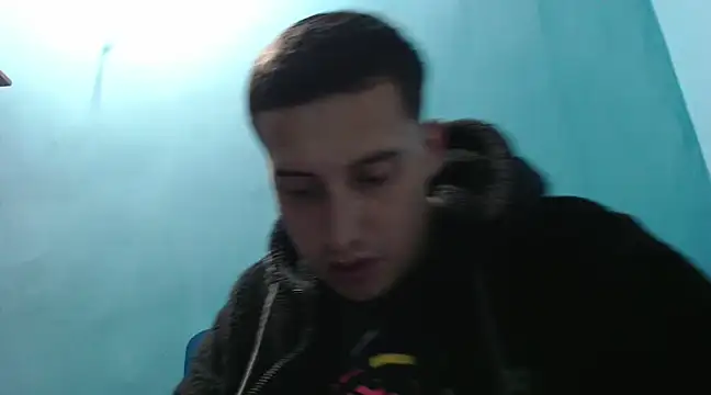 Yesid jimenez online show from December 2024 02:01:01 AM