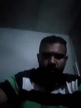 Snapshot of ListedLoin chatting on October 2025 07:45:02 PM ListedLoin online show from October 2025 07:45:02 PM