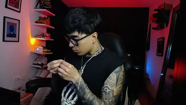 jung dragon online show from October 2025 01:57:01 AM