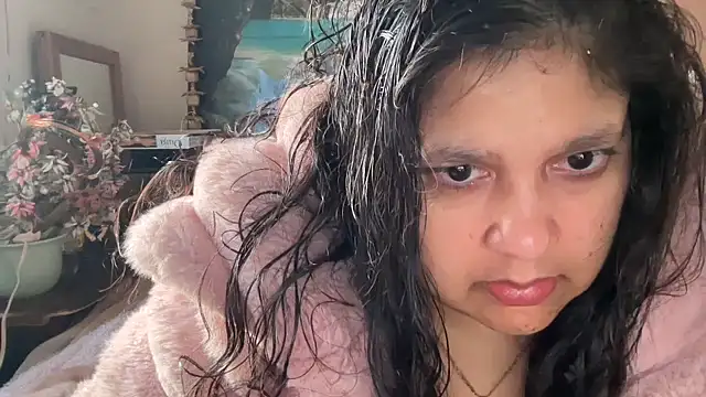 MelanieFawker online show from October 2025 02:26:02 PM