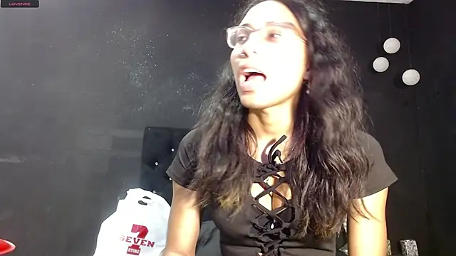 EmilyGomezLS online show from February 2025 11:25:02 AM