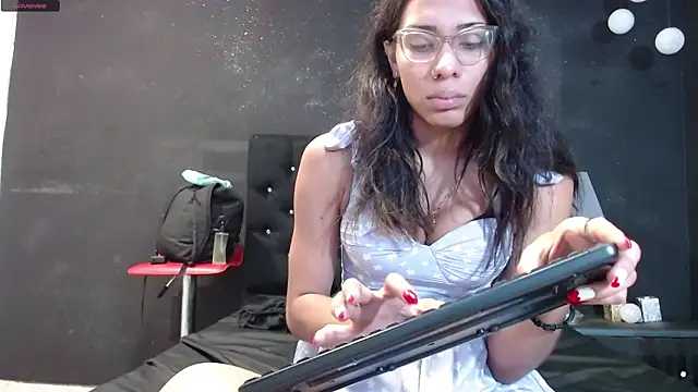 EmilyGomezLS online show from March 2025 11:20:01 AM
