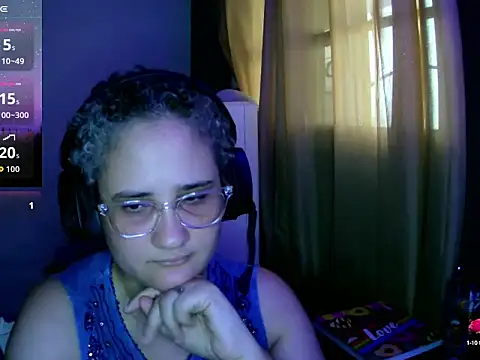 Snapshot of lolalicious_758 chatting on September 2025 09:48:01 PM lolalicious 758 online show from September 2025 09:48:01 PM