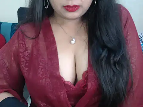 Snapshot of Inviting_Aanya chatting on January 2025 12:55:01 PM Inviting Aanya online show from January 2025 12:55:01 PM
