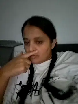 sarahhh1987 online show from October 2025 06:36:01 PM