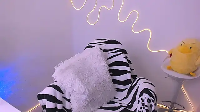 Johanna6 online show from March 2025 02:16:02 AM