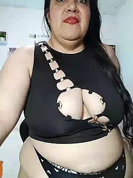 Snapshot of lunanataly chatting on March 2025 06:32:01 PM lunanataly online show from March 2025 06:32:01 PM