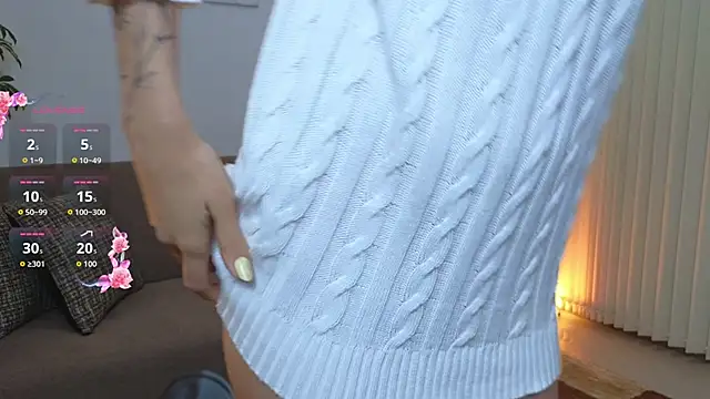 Snapshot of ScarlletFoxx chatting on October 2025 11:24:02 PM ScarlletFoxx online show from October 2025 11:24:02 PM