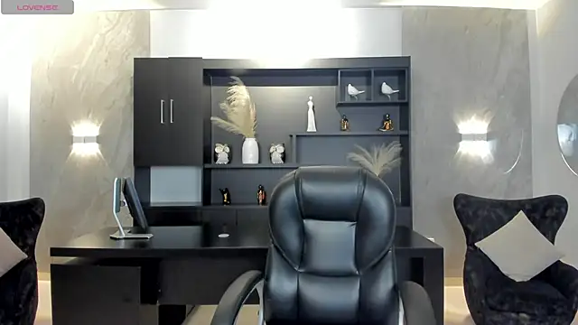 Snapshot of AnaisNin chatting on October 2025 03:19:01 AM AnaisNin online show from October 2025 03:19:01 AM