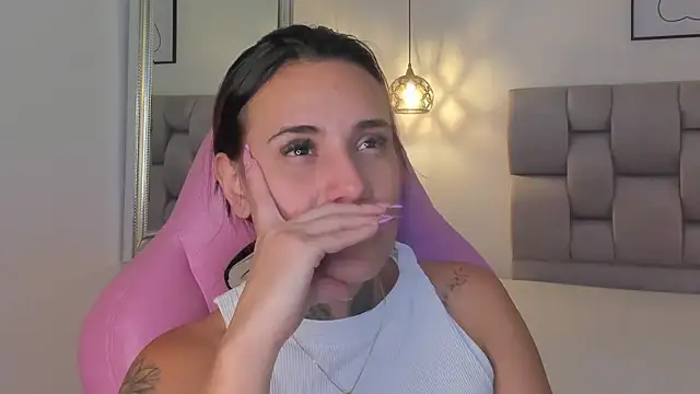 Snapshot of Susan-Sweet-7 chatting on September 2025 08:25:01 PM Susan-Sweet-7 online show from September 2025 08:25:01 PM