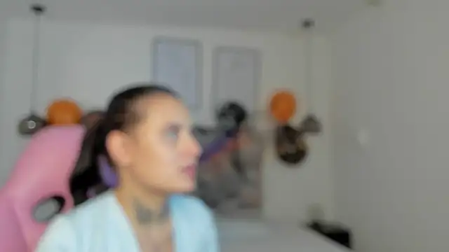 Snapshot of Susan-Sweet-7 chatting on October 2025 08:08:02 PM Susan-Sweet-7 online show from October 2025 08:08:02 PM