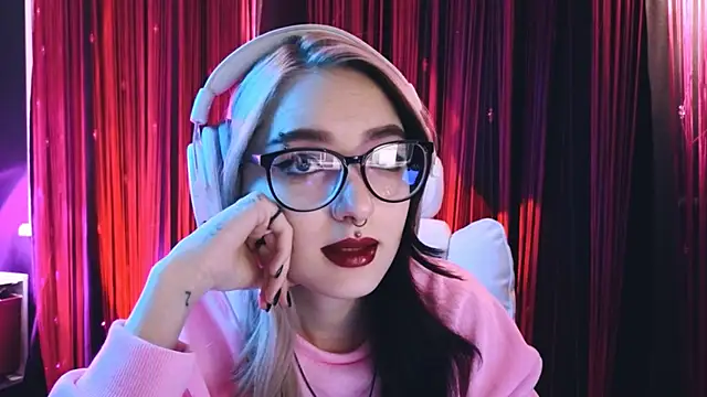 Snapshot of Avi_Nile chatting on February 2025 02:26:02 AM Avi Nile online show from February 2025 02:26:02 AM