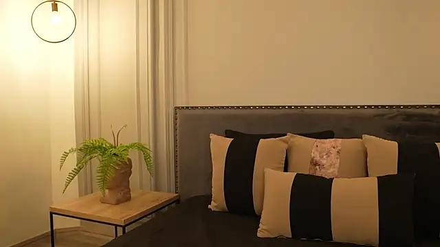 Snapshot of IrisBaker chatting on November 2025 08:54:02 PM IrisBaker online show from November 2025 08:54:02 PM