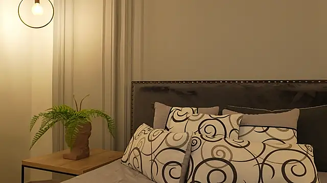 Snapshot of IrisBaker chatting on November 2025 06:57:02 PM IrisBaker online show from November 2025 06:57:02 PM