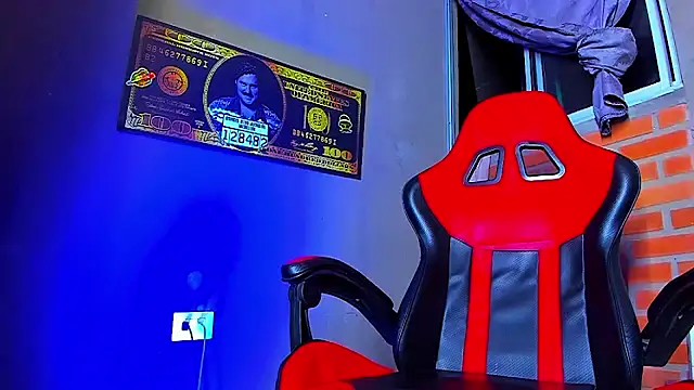 Snapshot of smoker445 chatting on October 2025 02:53:01 AM smoker445 online show from October 2025 02:53:01 AM