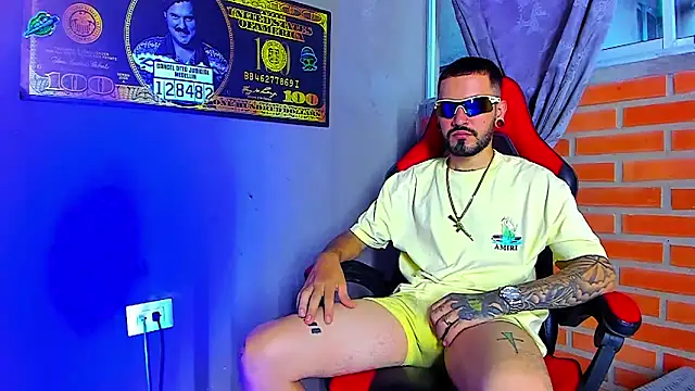 Snapshot of smoker445 chatting on November 2025 09:59:01 PM smoker445 online show from November 2025 09:59:01 PM