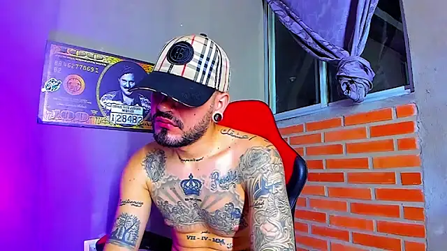 Snapshot of smoker445 chatting on November 2025 07:49:01 AM smoker445 online show from November 2025 07:49:01 AM