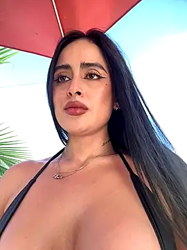 Snapshot of Alexandra_duque chatting on September 2025 08:56:01 PM Alexandra duque online show from September 2025 08:56:01 PM