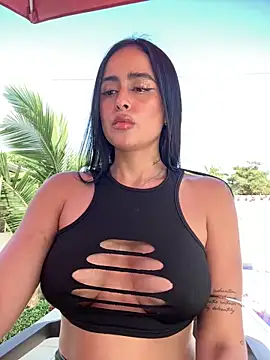 Snapshot of Alexandra_duque chatting on September 2025 08:36:02 PM Alexandra duque online show from September 2025 08:36:02 PM