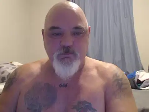 Snapshot of Newfiesausage1972 chatting on January 2025 10:40:01 PM Newfiesausage1972 online show from January 2025 10:40:01 PM