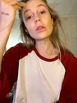 Snapshot of meanexx chatting on October 2025 11:30:01 AM meanexx online show from October 2025 11:30:01 AM