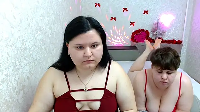BeckyAndHellen online show from December 2024 06:05:01 PM