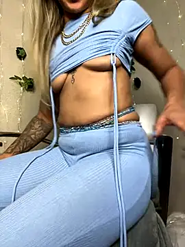 Shuggabutt online show from November 2025 09:13:01 PM