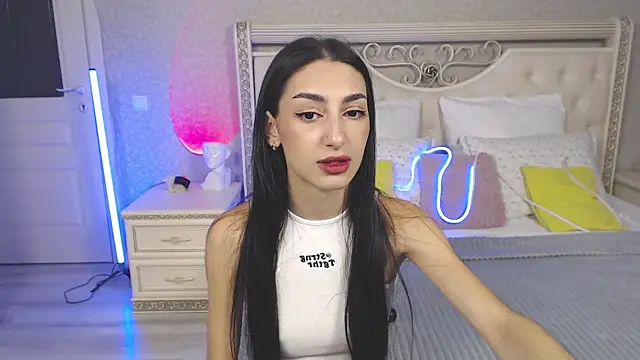 Snapshot of Lina_Robbins chatting on October 2025 09:47:01 PM Lina Robbins online show from October 2025 09:47:01 PM