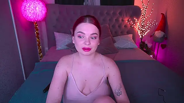 Snapshot of CarolinaDia chatting on January 2025 09:44:02 PM CarolinaDia online show from January 2025 09:44:02 PM